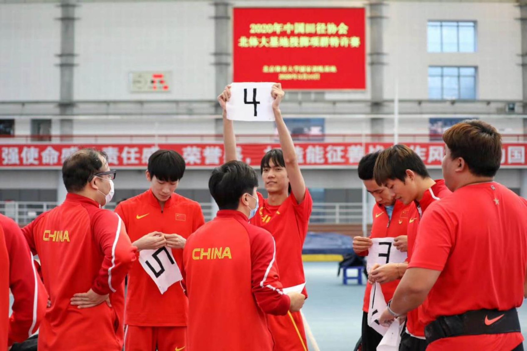 PG电子·仿照器(试玩游戏)官方网站